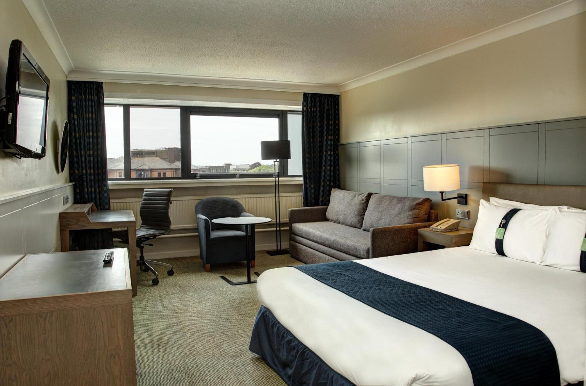 Holiday Inn Cardiff City By Ihg Bagian luar foto
